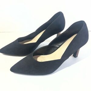 Elegant Women's faux suede pointed toe Pumps size 9